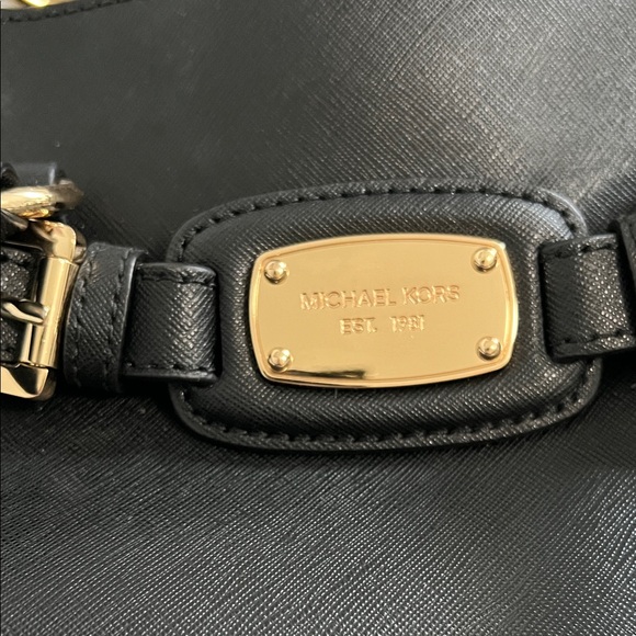 Michael Kors Black Structured Tote Bag with Gold Hardware - Picture 2 of 8